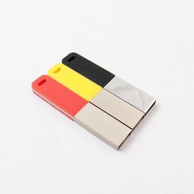 สีเงิน Shiny USB Pen Drive 2.0 64GB 128GB 20MB/S โลโก้และกล่องที่กําหนดเอง