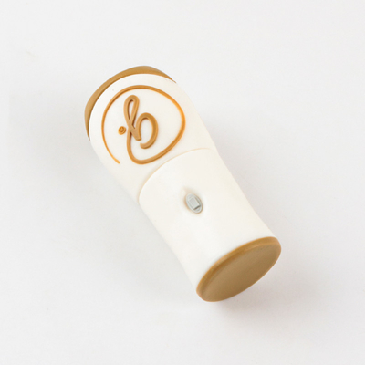 การเก็บข้อมูล 10 ปี ดิสก์ชัน USB แฟลชดริเวอร์ด้วยเวลาการเขียนภาพที่รวดเร็วและการพิมพ์ผ้าไหม