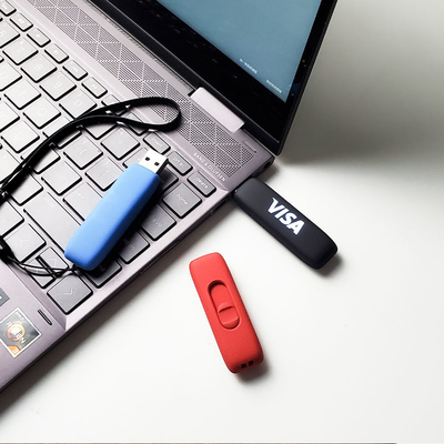 แฟลชไดรฟ์ USB พลาสติกโลหะ พร้อมความเร็วเพิ่ม 50 MB/s เขียน 100 MB/s อ่าน