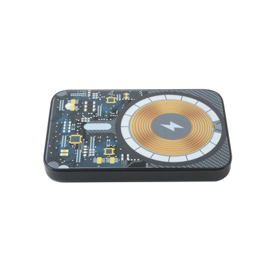 ธนาคารพลังงานเต็มด้วย Micro USB และประเภท C Input White Box Packaging 5V Output Voltage
