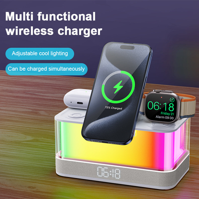 เครื่องชาร์จไร้สายที่ใช้ Qi และเครื่องเสียง Bluetooth ที่ใช้แสงสีสัน สอดคล้องกับอุปกรณ์ที่มี Qi
