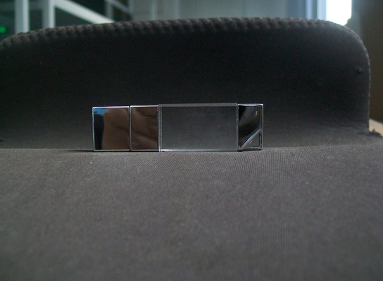 ด้วยวงแหวนคริสตัล usb 2.0 และ usb 3.0 นําแสงสามารถสว่าง