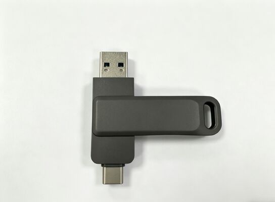 ตัวเครื่องสีดำ Gun Black พร้อม Matt Usb 3.0 พร้อม Type C สามารถจับคู่กับโทรศัพท์ได้