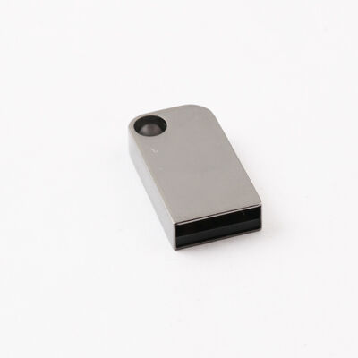 แฟลชไดรฟ์ USB ขนาดเล็กที่มีรูสามารถใส่พวงกุญแจโลหะแฟลชไดรฟ์ USB สามารถกำหนดโลโก้เลเซอร์ได้