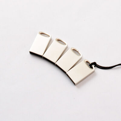 USB โลหะพร้อมพวงกุญแจ โลโก้เลเซอร์แฟลชไดรฟ์ USB โลหะตามการออกแบบที่กำหนดเอง