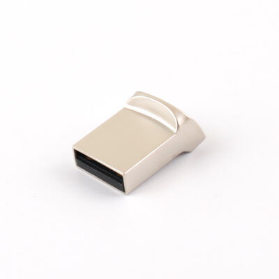 สินค้าจำนวนมากครั้ง 5-7 วันแฟลชไดรฟ์ USB โลหะให้ความเร็วในการเขียน 8-15MB S ความเร็วในการอ่าน 13-20MB S อุปกรณ์ถ่ายโอนข้อมูล
