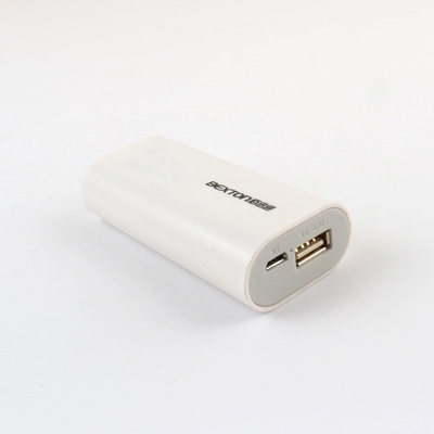 ธนาคารพลังงานพลาสติกแบตเตอรี่เต็มระดับสูง 2400mah 3000mah 18650 Li Ion