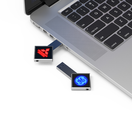 เครื่องขับ USB 3.1 โลหะ/พลาสติก พร้อมโลโก้ที่สามารถปรับแต่งได้ และความเร็วการเขียน/อ่านที่เร็ว