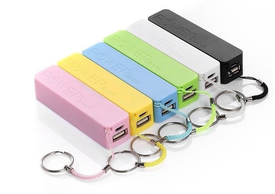 รูปแบบการโฆษณาของขวัญพลาสติก Power Bank 2600MAH 3000MAH 18650 แบตเตอรี่เต็ม