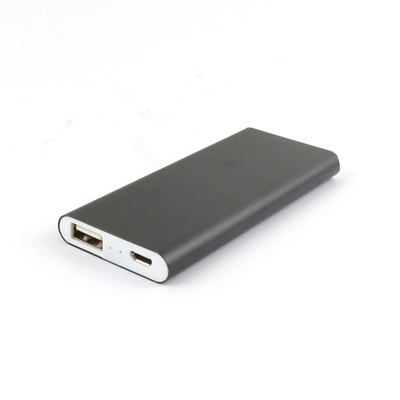 ธนาคารพลังงานพกพาที่มีแบตเตอรี่ Li Polymer สําหรับโทรศัพท์สมาร์ท / อุปกรณ์ USB