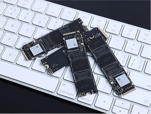 แฮร์ดไดรฟ์ภายใน SSD 256GB ราคาถูก พร้อมอินเตอร์เฟซ SATA III และอัตราการโอนข้อมูลสูงถึง 10Gbps