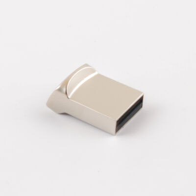 สินค้าจำนวนมากครั้ง 5-7 วันแฟลชไดรฟ์ USB โลหะให้ความเร็วในการเขียน 8-15MB S ความเร็วในการอ่าน 13-20MB S อุปกรณ์ถ่ายโอนข้อมูล