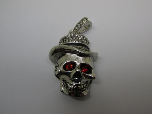 Skull Shapes USB Flasah Drive 3.0 เมื่อทำงาน ดวงตาจะเปล่งประกายที่คอมพิวเตอร์ ของขวัญที่ยอดเยี่ยมสำหรับวัยรุ่น